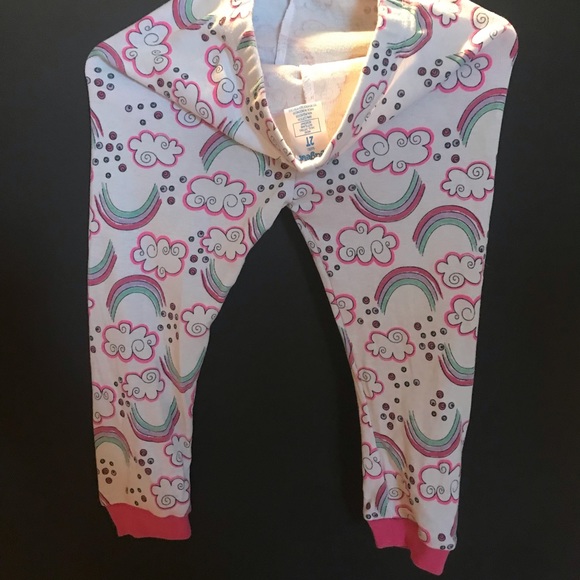 2piece set rainbow cloud design pj’s - Picture 2 of 5
